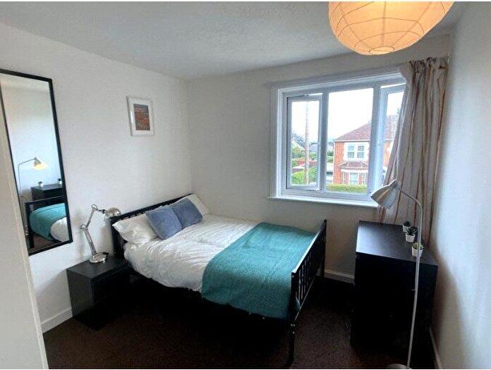 Property To Rent In Woodcote Road, Southampton, Hampshire, SO17