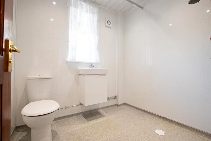 3 Bedroom Semi-Detached House For Sale In Lomond Drive, Wishaw, ML2