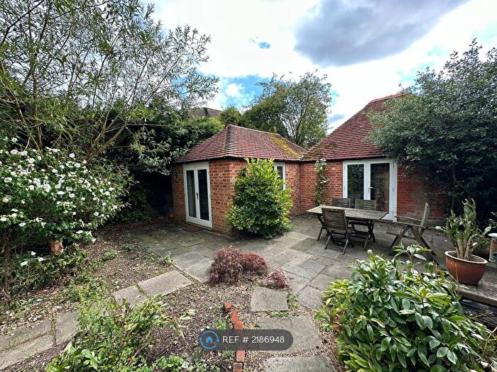 Studio To Rent In Hambleden, Henley On Thames, RG9