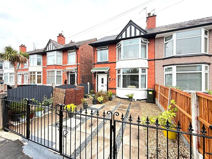 3 Bedroom End Of Terrace House For Sale In Heath Avenue, Ellesmere Port, Cheshire, CH65