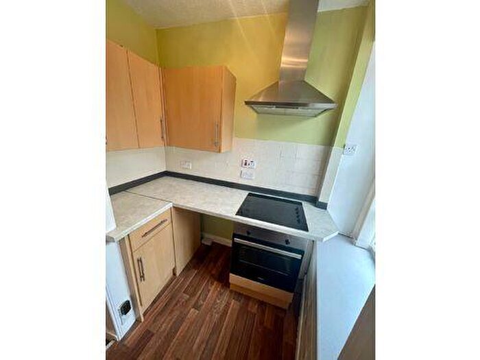 1 Bedroom Flat To Rent In Townhall Street, Inverkeithing, KY11