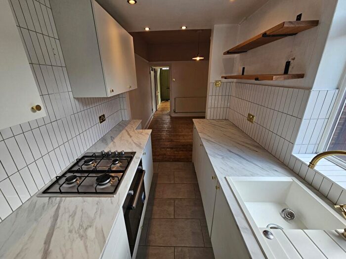 3 Bedroom Terraced House To Rent In St. Marys Road, Smethwick, B67