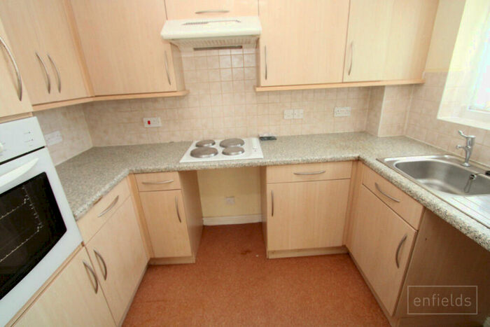 2 Bedroom Flat For Sale In Oakley Road, Southampton, SO16