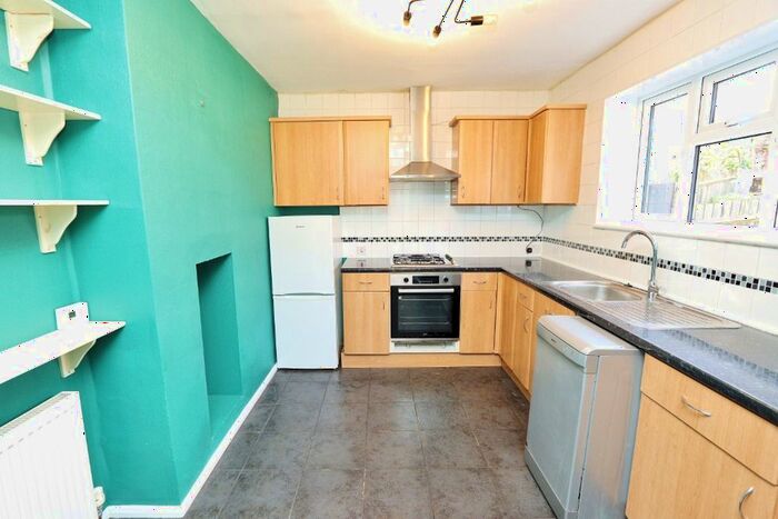 2 Bedroom Terraced House To Rent In Swindon Lane, Essex, RM3