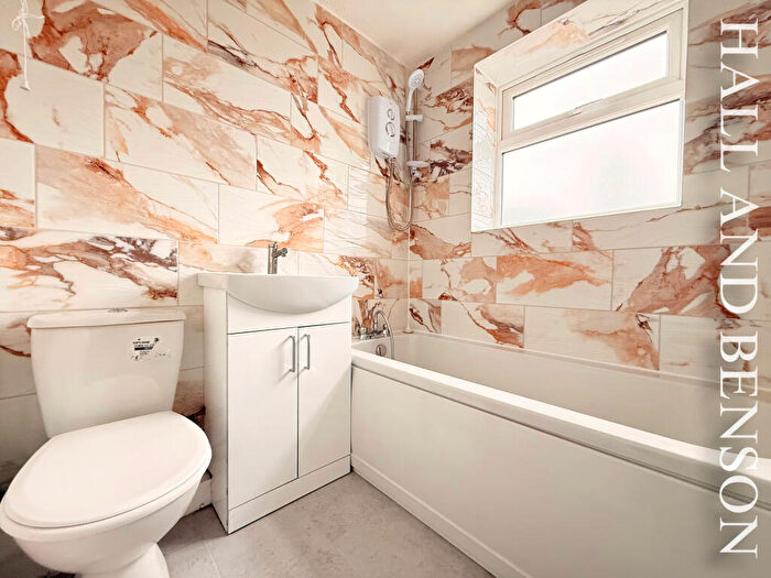 1 Bedroom Flat To Rent In Park Farm Drive, Allestree, Derby, DE22