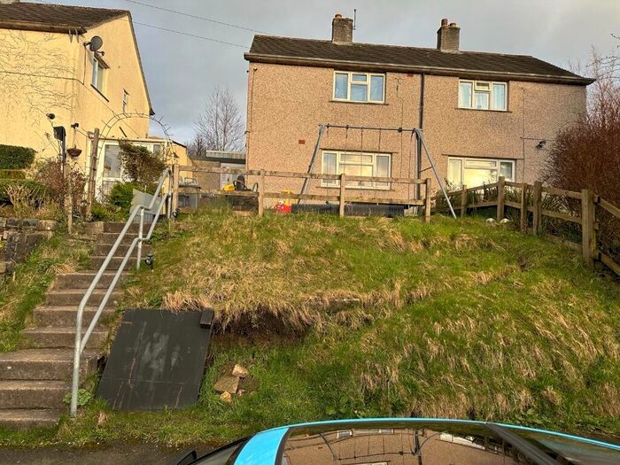 2 Bedroom Semi-Detached House For Sale In High Crest, HG3