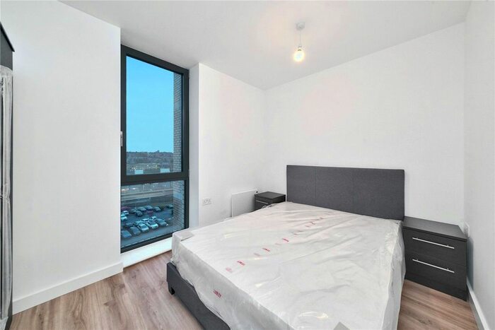 2 Bedroom Flat To Rent In Viva Court, Kimpton Road, Luton, LU2