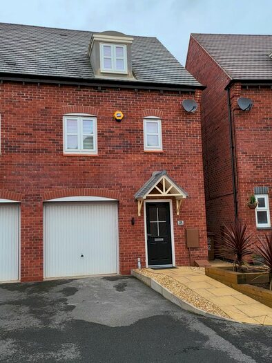 3 Bedroom Semi-Detached House To Rent In Lewisham Drive, Church Gresley, Swadlincote DE11