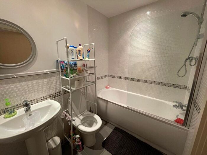 2 Bedroom Apartment For Sale In Vie Building, Castlefield, M3