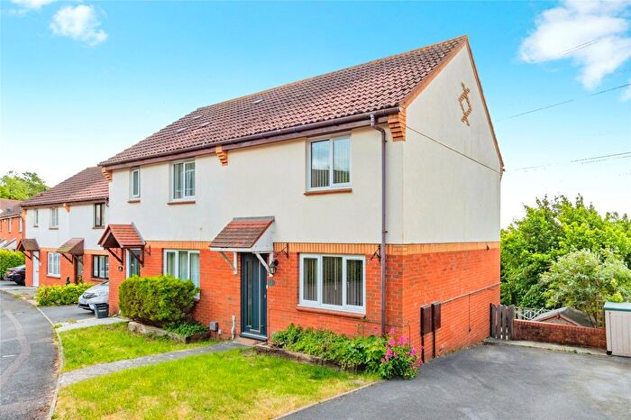 2 Bedroom Semi Detached House For Sale In Kingfisher Close, Torquay, Devon, TQ2