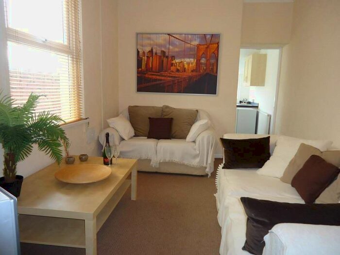 4 Bedroom Property To Rent In Australia Road, Heath, Cardiff, CF14