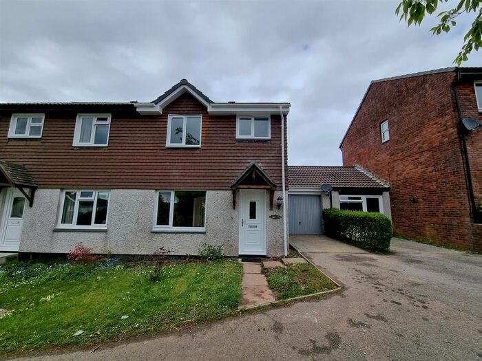 3 Bedroom Property To Rent In Leap Park, Threemilestone, Truro, TR3