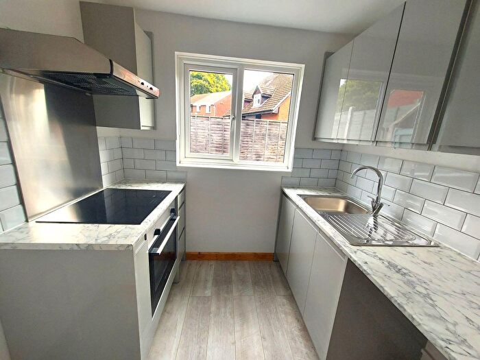 1 Bedroom Semi-detached House To Rent In Cardinal Drive, Waterlooville, Hampshire, PO7