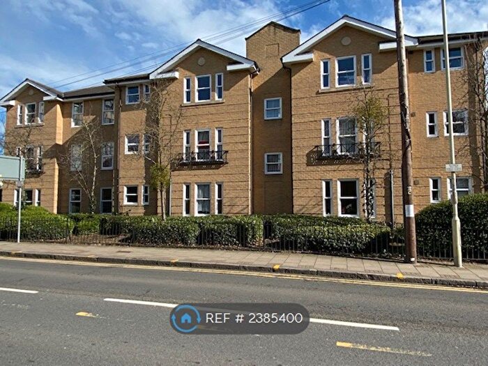 2 Bedroom Flat To Rent In Sandringham Place, Chelmsford, CM2