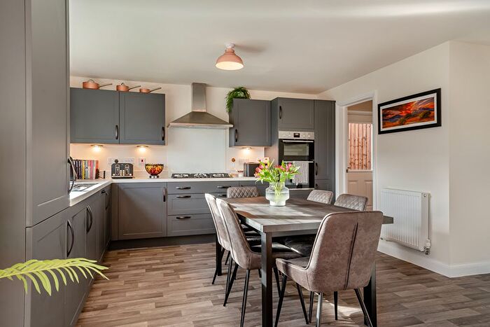 4 Bedroom Detached House For Sale In Buzzard Row, Newent, Gloucestershire, GL18