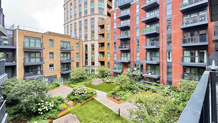 2 Bedroom Apartment To Rent In Heritage Walk, Kingston Upon Thames, Surrey, KT1