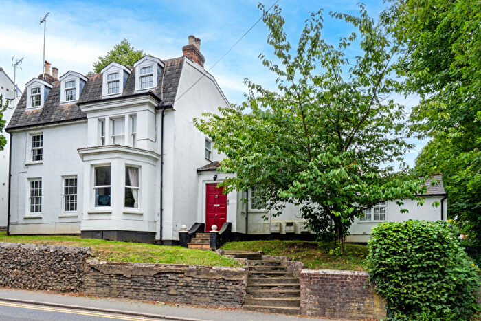 2 Bedroom Apartment For Sale In The Cedars, Silver Street, Stansted, CM24