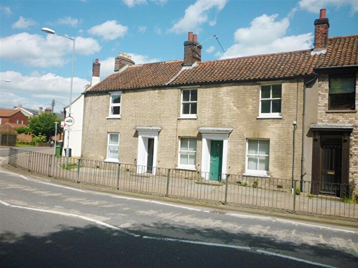 2 Bedroom House To Rent In London Street, Swaffham, PE37