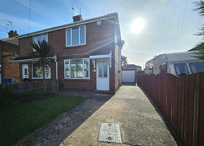 2 Bedroom Semi-Detached House To Rent In Shakespeare Avenue, Doncaster, DN5