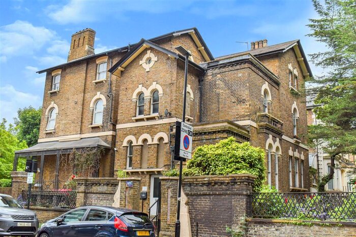 1 Bedroom Flat To Rent In Chiswick High Road, London, W4