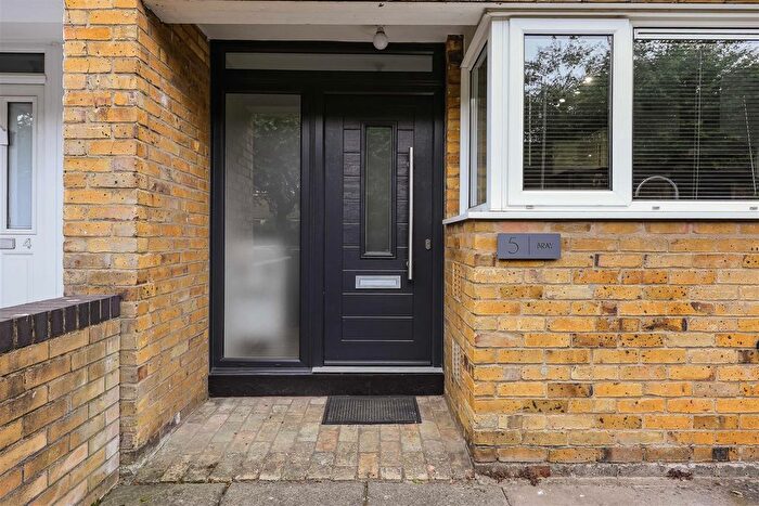 2 Bedroom Terraced House For Sale In Bray, St Matthews Street, Cambridge, CB1