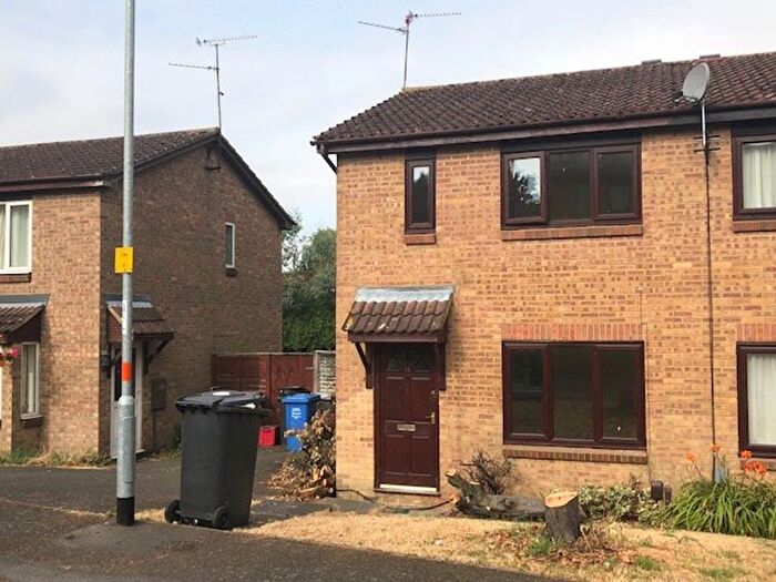 3 Bedroom Property To Rent In Richard Close, Kettering, NN15