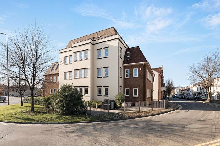 1 Bedroom Flat To Rent In Crouch Street, Colchester, CO3