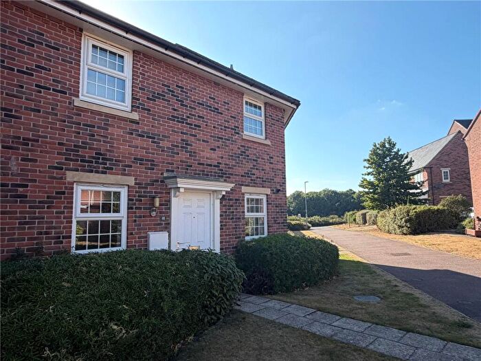2 Bedroom Apartment To Rent In River View, Trent Lane, Newark, NG24