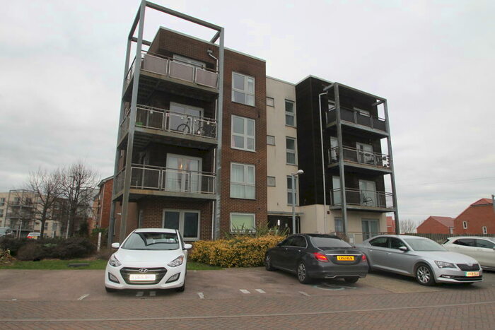 2 Bedroom Apartment To Rent In Birdwood Avenue, Dartford, DA1
