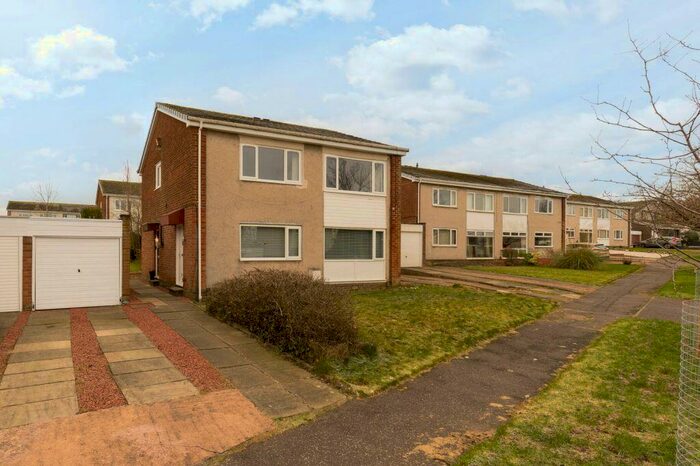 2 Bedroom Flat For Sale In Greenfield Crescent, Balerno, Edinburgh, EH14