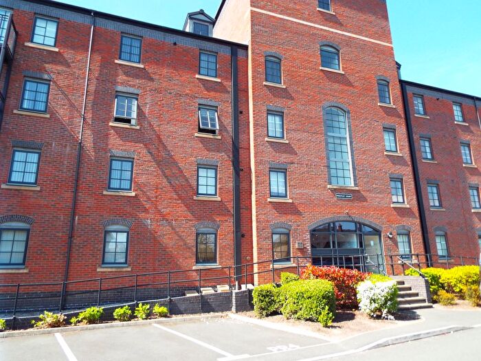 2 Bedroom Flat To Rent In Priestley Court, Warrington, WA4