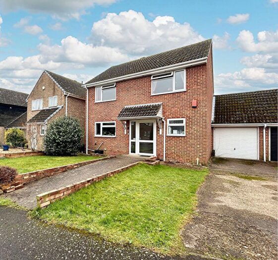 5 Bedroom Detached House For Sale In Cedric Close, Blackfield, SO45