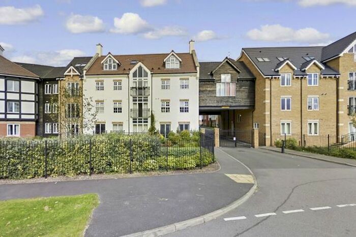 2 Bedroom Flat To Rent In Hermitage Court, Honeywell Close, Oadby, Leicester, LE2