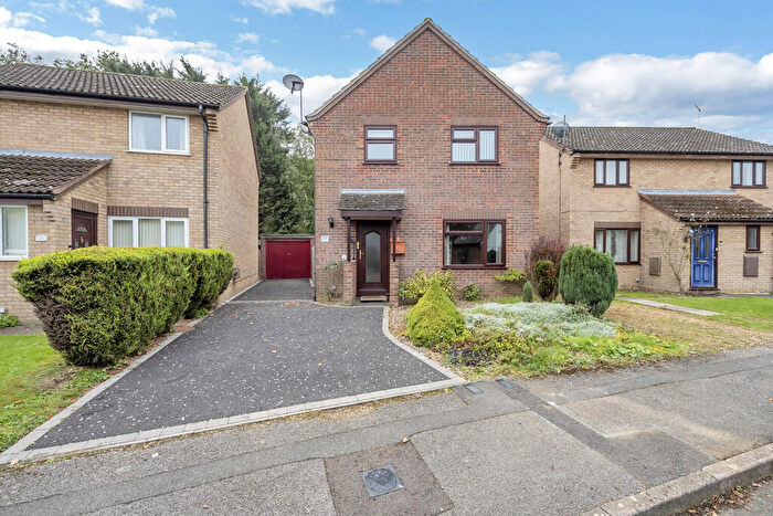 4 Bedroom Detached House For Sale In Cropley Close, Bury St. Edmunds, IP32