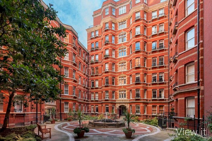 2 Bedroom Flat To Rent In Artillery Mansions, Victoria Street, London, SW1H