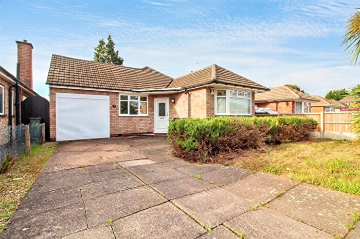 2 Bedroom Detached Bungalow For Sale In Thirlmere Road, Wigston, LE18