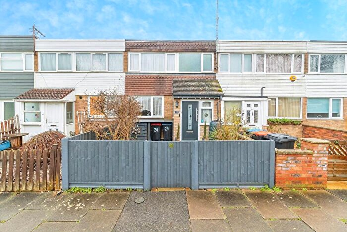 3 Bedroom Terraced House For Sale In Arrow Place, Bletchley, Milton Keynes, MK2