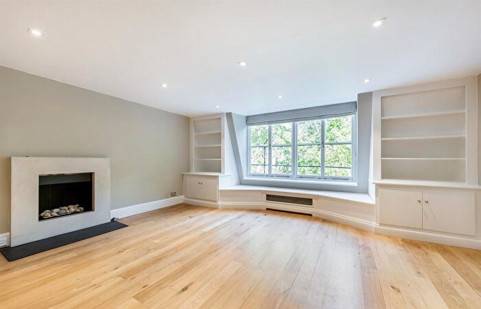 2 Bedroom Flat To Rent In Gledhow Gardens, South Kensington, London, SW5