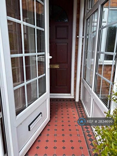 2 Bedroom Maisonette To Rent In Firsholm Close, Sutton Coldfield, B73
