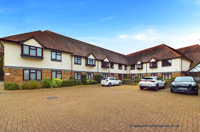 1 Bedroom Retirement Property For Sale In Abbey Road, Chertsey, Surrey, KT16