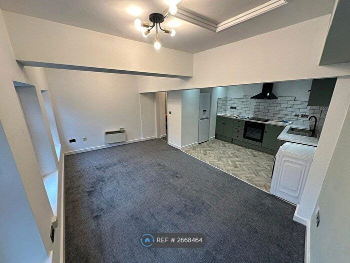 1 Bedroom Flat To Rent In Honey Yard, Chesham, HP5