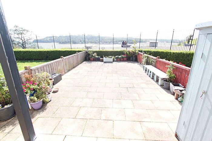 2 Bedroom Flat For Sale In Flagstaff Walk, Mount Wise, Plymouth, PL1