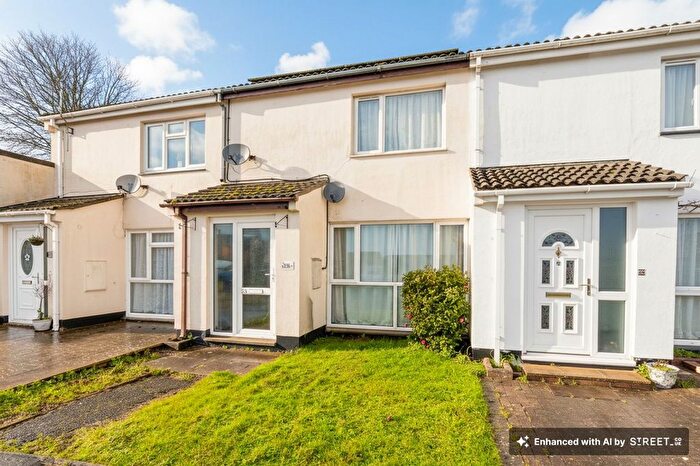 3 Bedroom Terraced House For Sale In Tower Gardens, Crediton, EX17