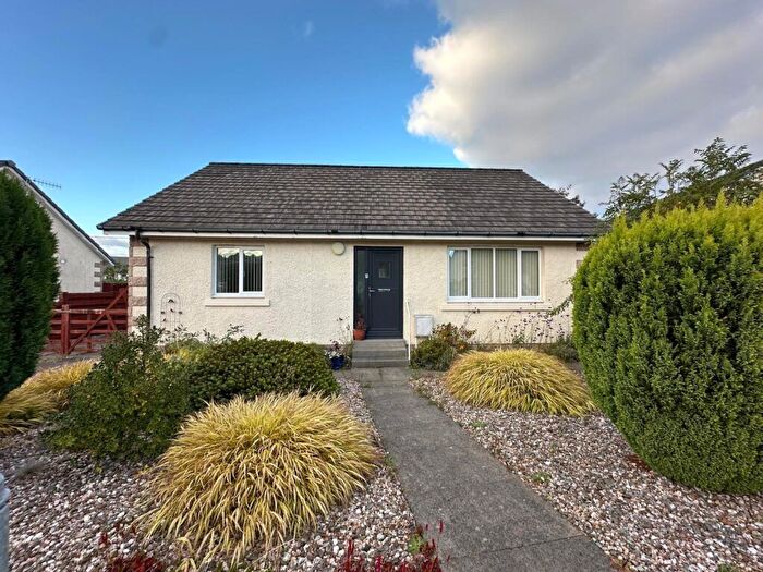 2 Bedroom Detached Bungalow For Sale In Wyndham Court, Rothesay, PA20