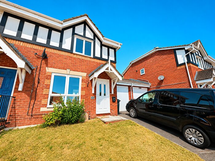 3 Bedroom Semi Detached House To Rent In Trentham Close, Paignton, TQ3
