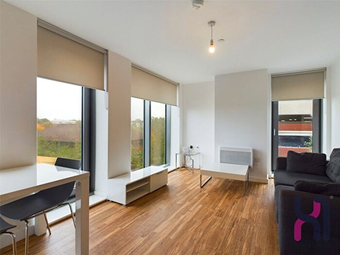 2 Bedroom Flat To Rent In Media City, Michigan Point Tower A, Michigan Avenue, Salford, M50