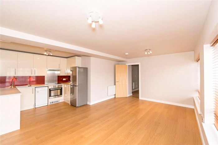 1 Bedroom Apartment To Rent In Holloway Road, Holloway, Islington, N7