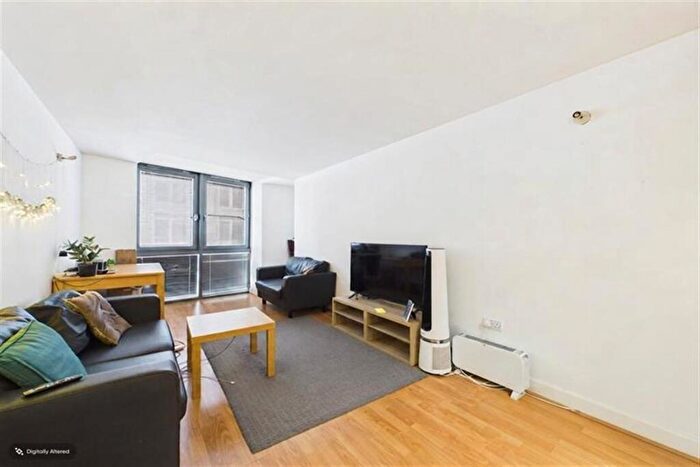1 Bedroom Apartment To Rent In The Hicking Building, Queens Road, NG2
