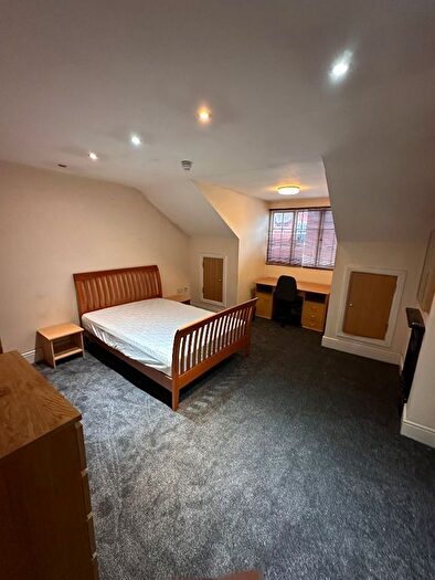 3 Bedroom Flat To Rent In High Street, Leamington Spa, CV31
