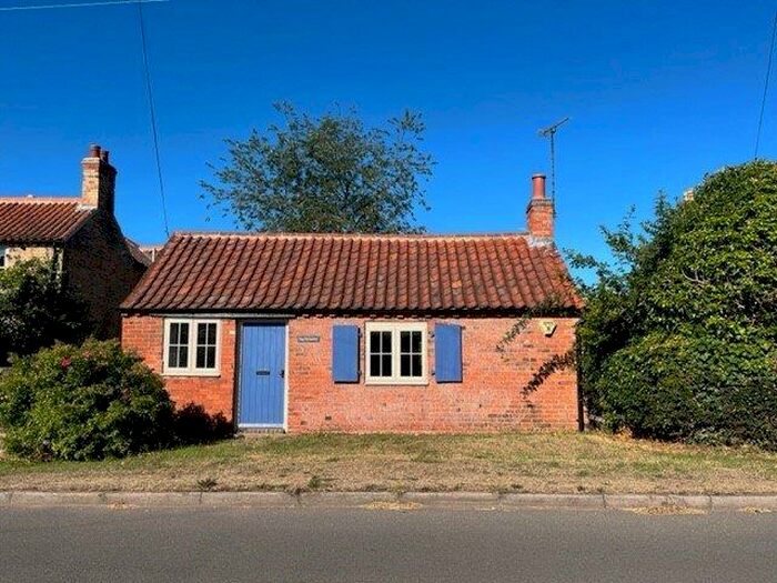 1 Bedroom Cottage To Rent In South Street, Normanton-on-trent, Newark, NG23